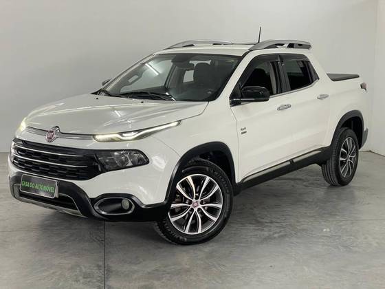FIAT TORO 2.0 16V TURBO DIESEL VOLCANO 4WD AT9